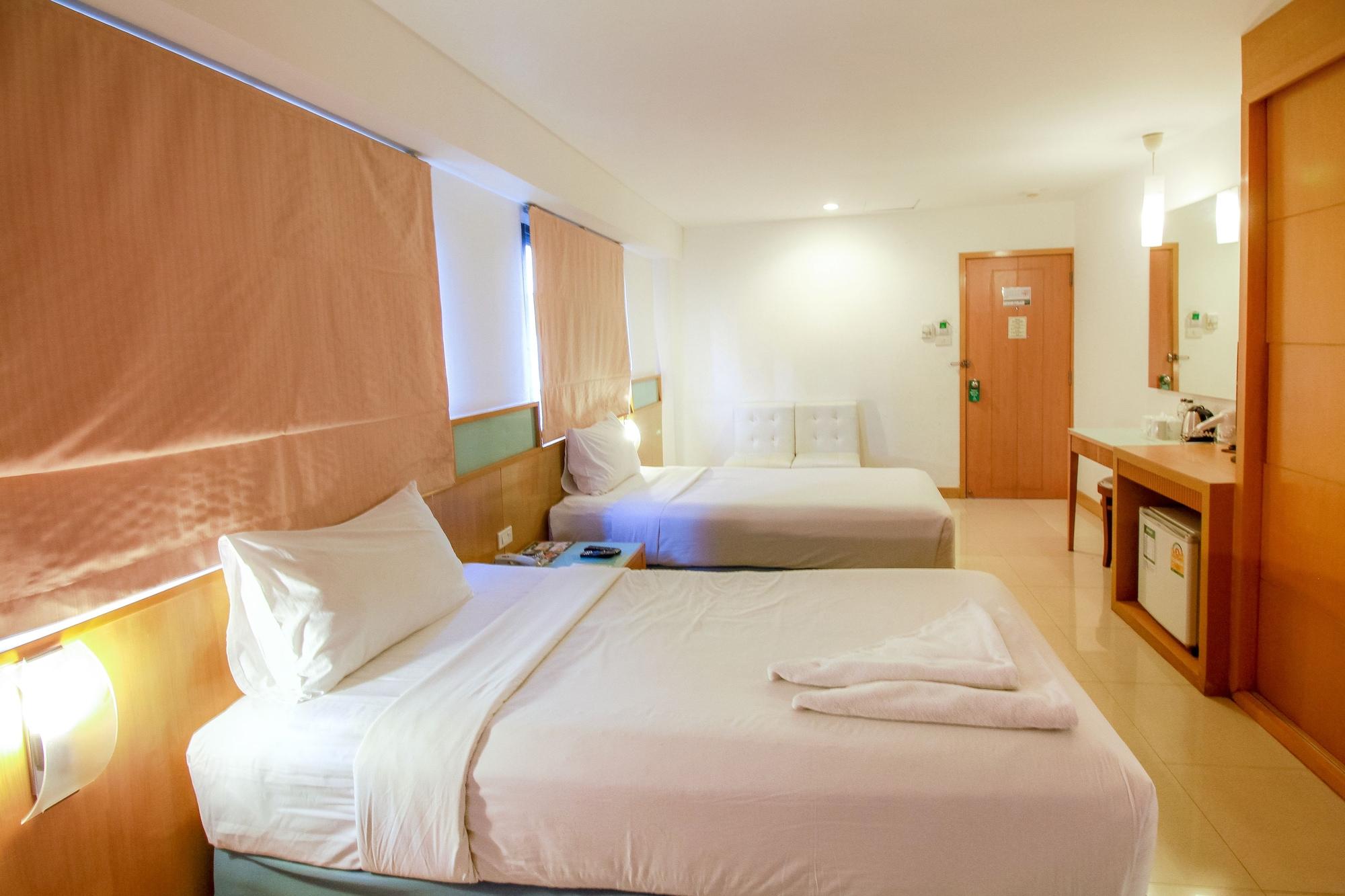 Ten Stars Hotel Bangkok Luaran gambar
