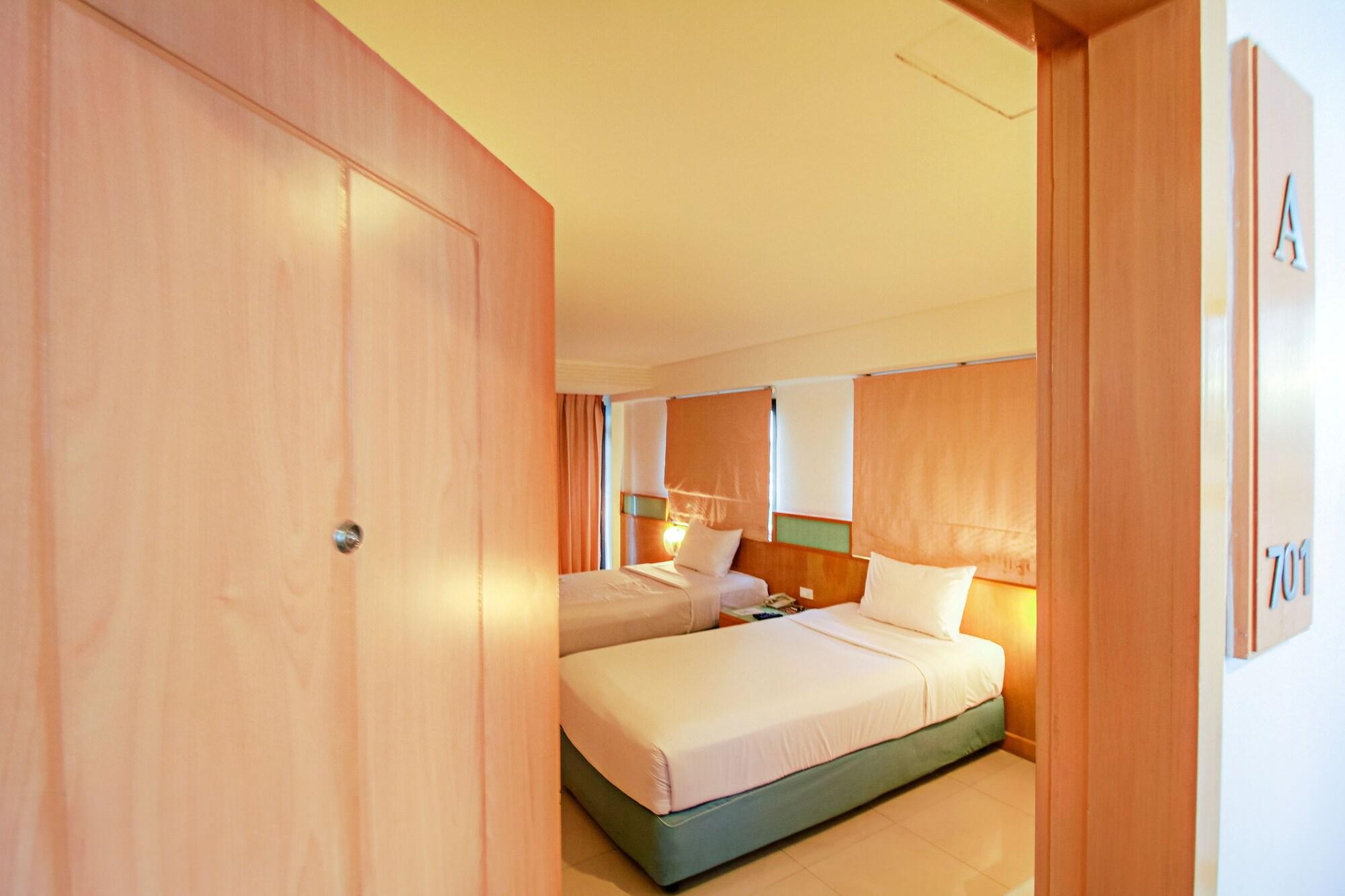 Ten Stars Hotel Bangkok Luaran gambar