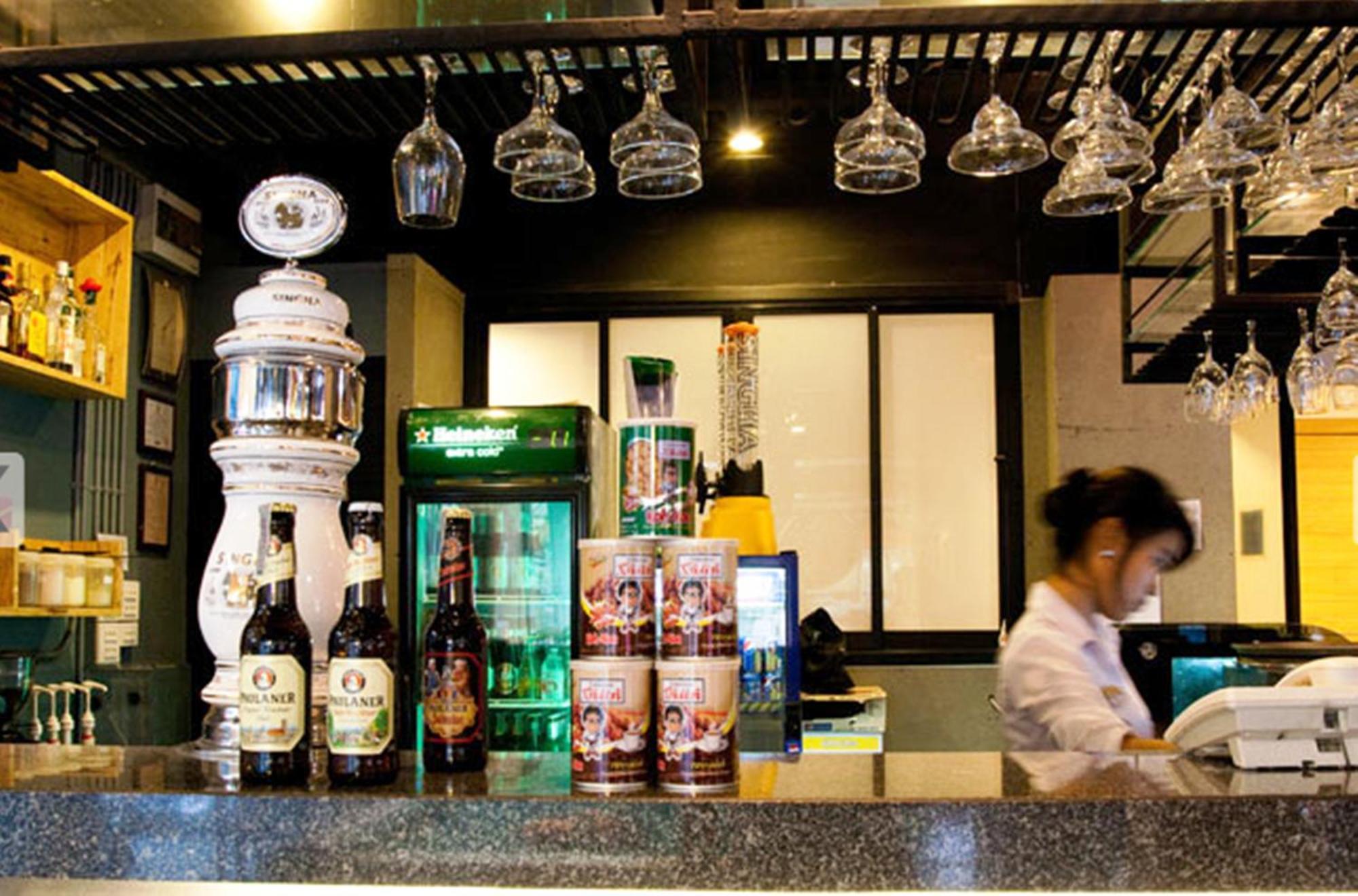 Ten Stars Hotel Bangkok Luaran gambar