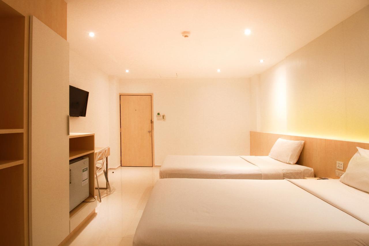 Ten Stars Hotel Bangkok Luaran gambar